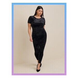 NWT Torrid 1X Black Crushed Velvet Short Sleeve Full Length Catsuit Size 14-16